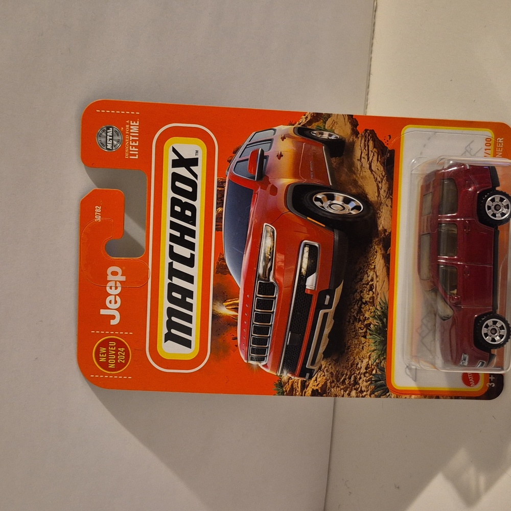 D4  Matchbox  2022 Jeep Wagoneer